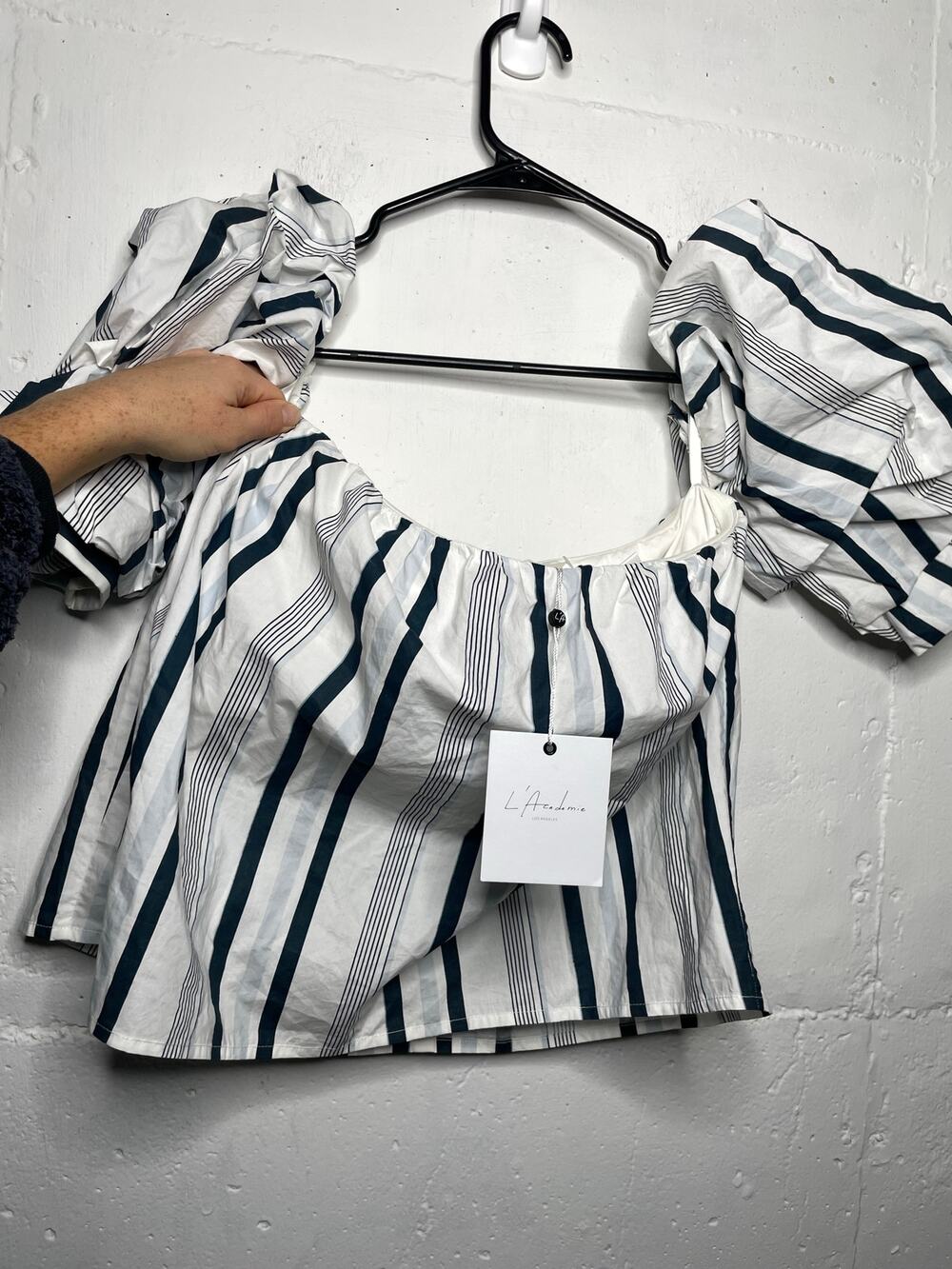 NEW L’Academie Striped Puffy Sleeve Off-Shoulder Top Womens Medium